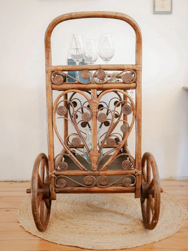 Henriette, la desserte en rotin N°166