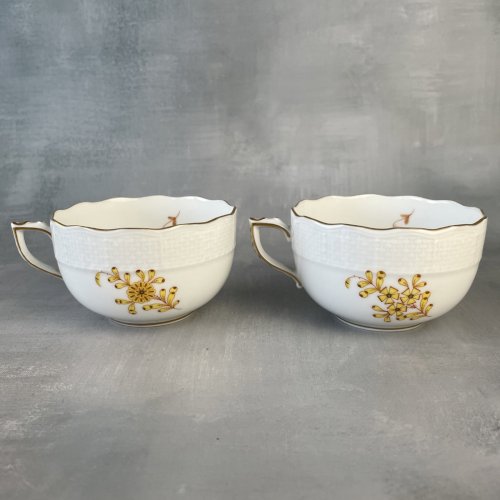 HEREND Hungary 2 tasses à thé décor Apponyi jaune porcelaine hongroise