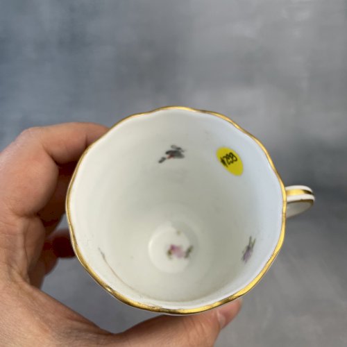 HEREND Hungary tasse à café ou moka décor Flowers porcelaine hongroise