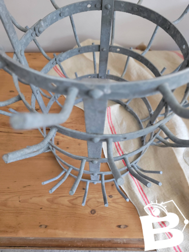 Hérisson séchoir à bouteilles ancien