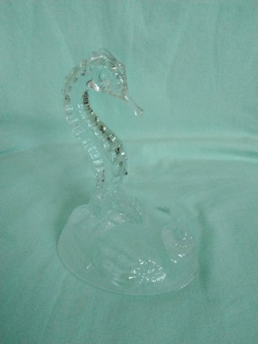 Hippocampe en cristal