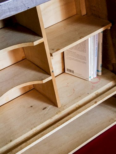 Honoré, le grand secrétaire en noyer N°75