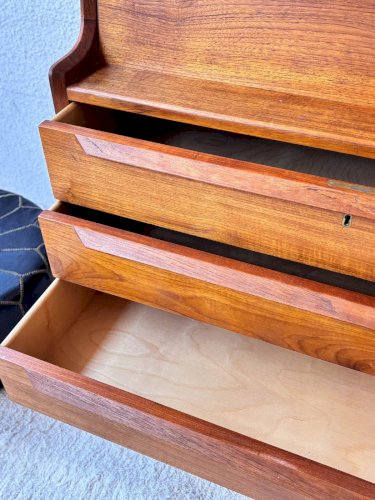 Honoré, le secrétaire en teck N°79