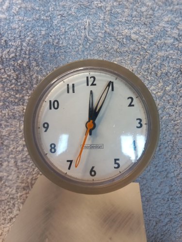 Horloge A Ventouse Marque Interdesign.....1990