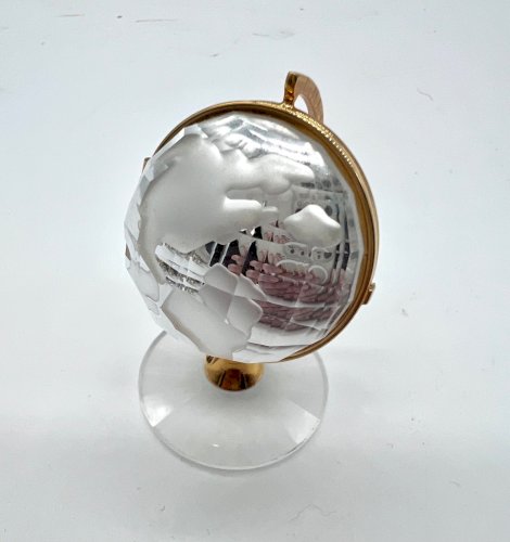 Horloge de bureau Swarovski – Globe en cristal taillé, monture dorée