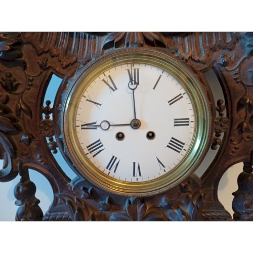 Horloge Murale 19 éme en Fonte