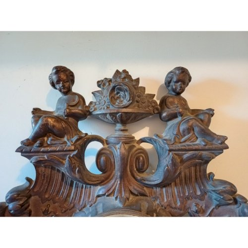 Horloge Murale 19 éme en Fonte