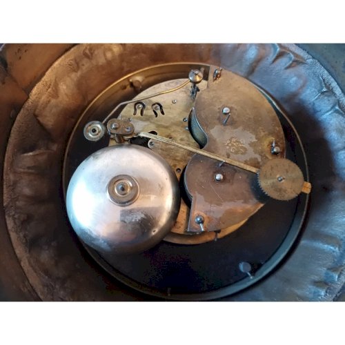 Horloge Murale 19 éme en Fonte