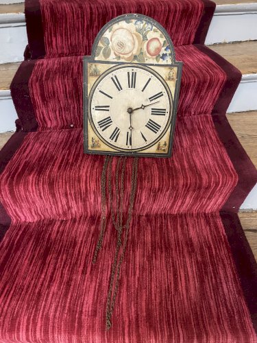 Horloge murale ancienne en bois peint