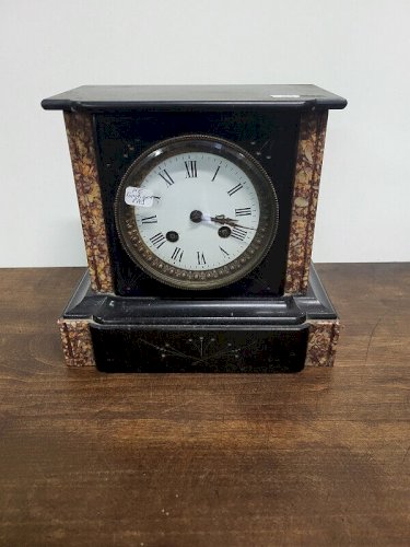 HORLOGE PENDULE EN MARBRE NOIR NAPOLEON II N° 20