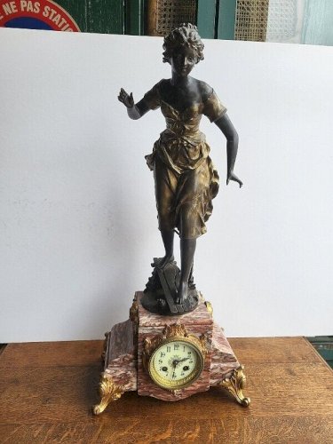 HORLOGE PENDULE EN REGULE ET MARBRE ROSE N° 5