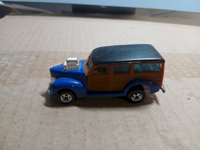 Hotwheels  Ford Wagon-1979. TBE