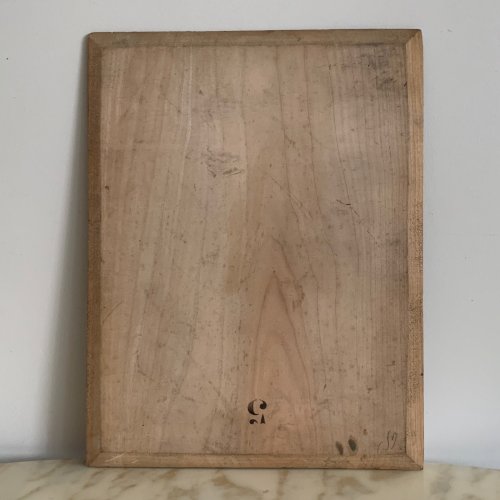 Huile sur panneau représentant une femme portant une coiffe 1930 A5873