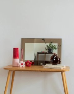 Igor, the large amber mirror No. 773