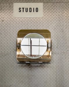 Igor, the mirror with 2 sconces No. 510