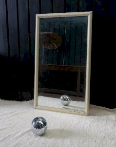 Igor, the beveled mirror No. 42