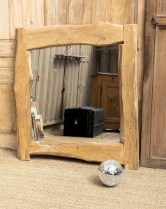 Igor, the wooden mirror No. 517