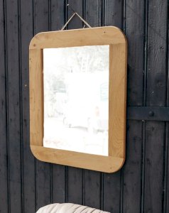 Igor, the wooden mirror No. 740
