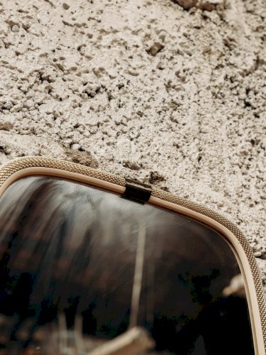 Igor, le miroir en métal doré N°683