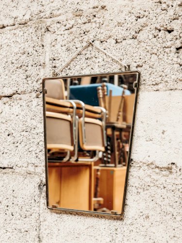 Igor, le miroir en métal N°693