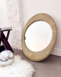 Igor, le miroir en skaï N°677