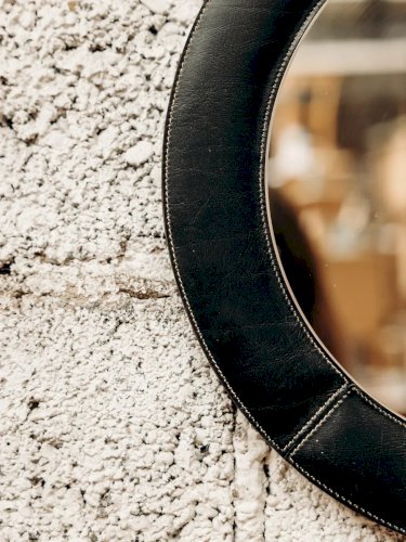 Igor, le miroir rond en cuir N°686