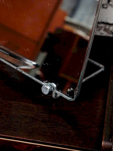 Igor, le miroir sur pied N°92