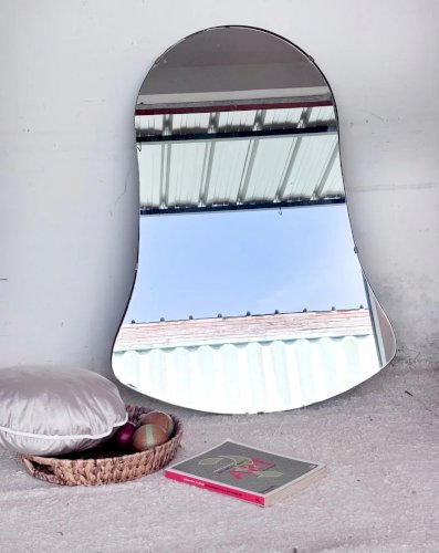 Igor, le miroir vintage N°649