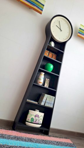 IKEA appliques Gyllen et meuble bibliothèque, luminaires vintage