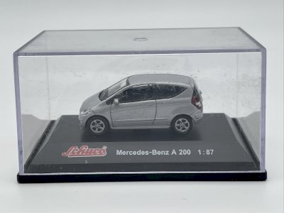  Mercedes-Benz A200 1/87 Schuco