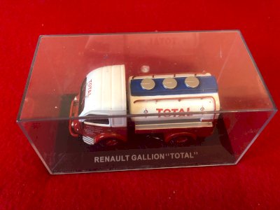  Renault Gallion Total 1/43
