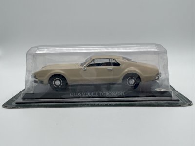  Oldsmobile Toronado 1/43 Del Prado