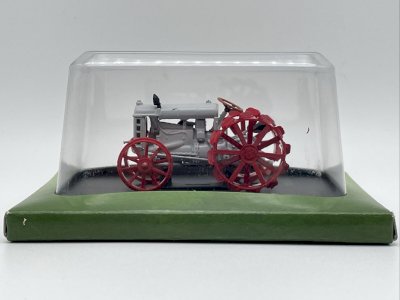  Fordson F (1917) Hachette