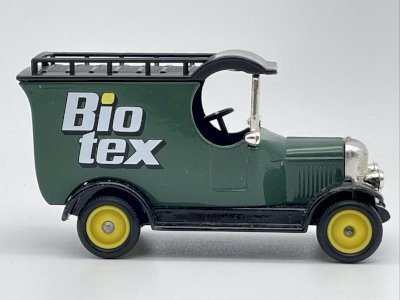  Bull Nose Morris Van Biotex 1/43 Lledo Classic Car