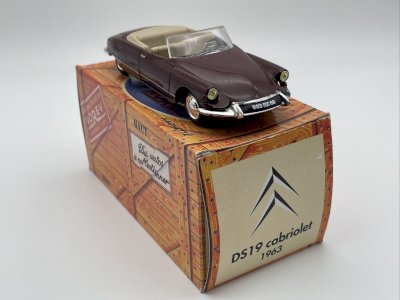  Citroën DS19 Cabriolet (1963) 1/43 Norev