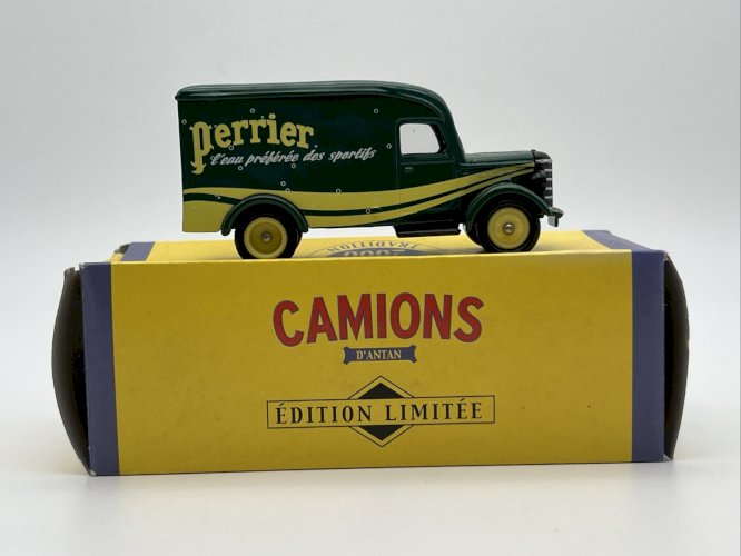 Camionnette Bedford 30 CWT Perrier 1/64 Corgi