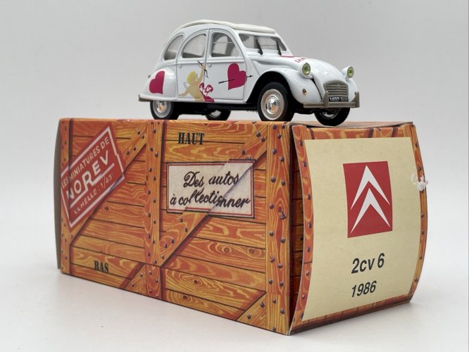  Citroën 2CV6 Saint Valentin (1986) 1/43 Norev