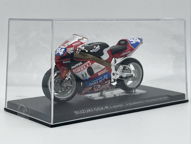  Suzuki GSX-R (2001)