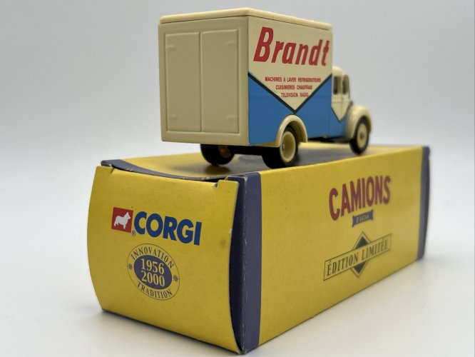  Berliet GLR Box Van Brandt 1/68 Corgi 
