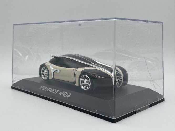 Peugeot 4002 1/43