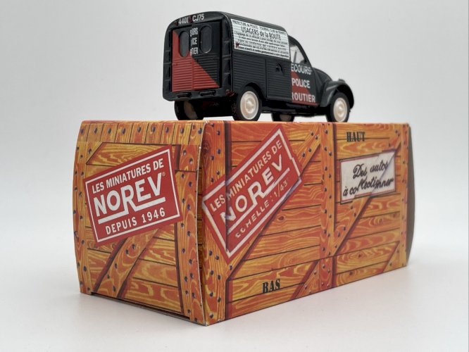  Citroën AZU Police Routier (1954) 1/43 Norev