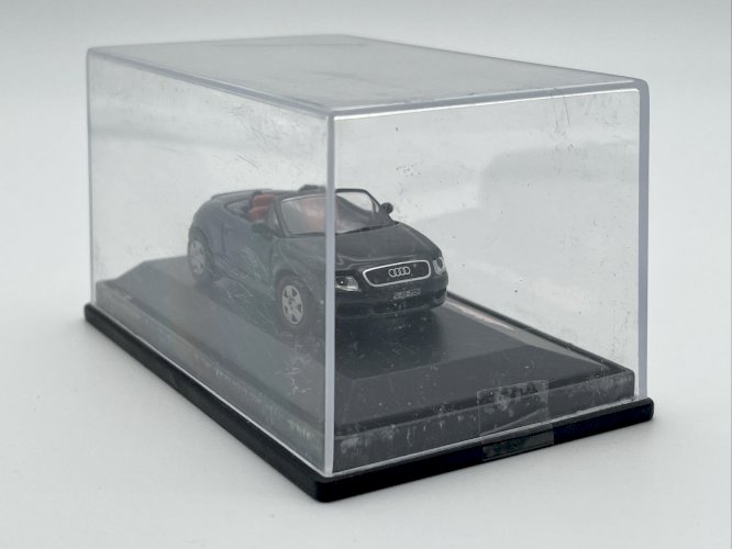  Audi TT Roadster 1/87 Schuco