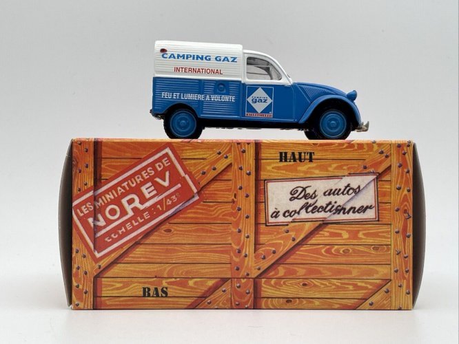  Citroën 2CV AZU Camping Gaz (1958) 1/43 Norev