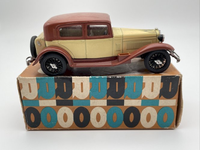  Alfa Romeo 6C (1932) 1/43 RIO