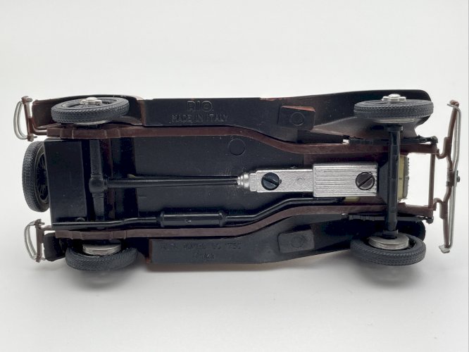  Alfa Romeo 6C (1932) 1/43 RIO