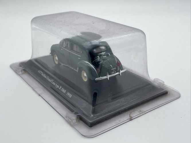  Renault 4 CV Grand Luxe Type R1060 (1950) 1/43 Eligor