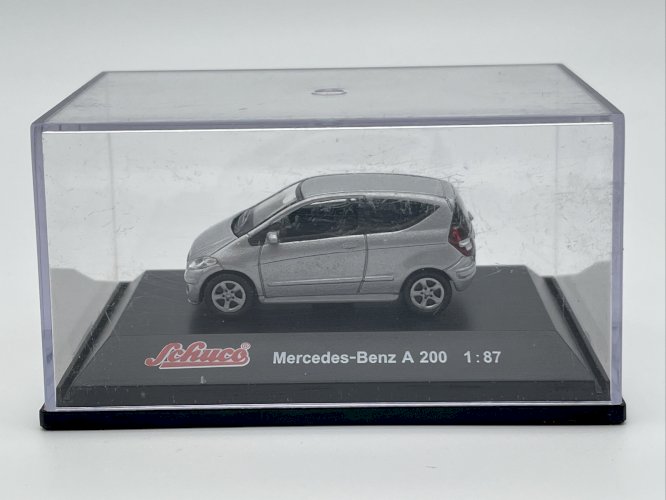  Mercedes-Benz A200 1/87 Schuco