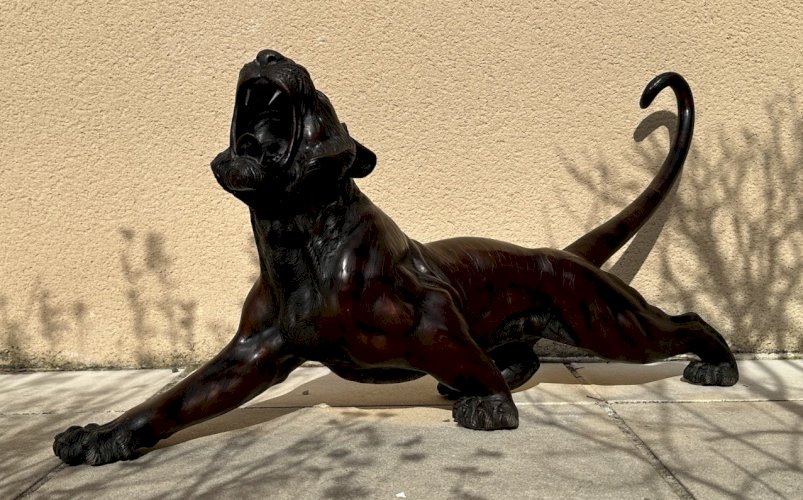 IMPORTANT OKIMONO TIGRE EN BRONZE JAPON  MEIJI XIXEME SIGNÉ 80 Cm YEUX SULFURE