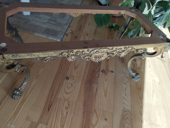 Important piètement de table basse Napoléon III en laiton – fin XIXe siècle