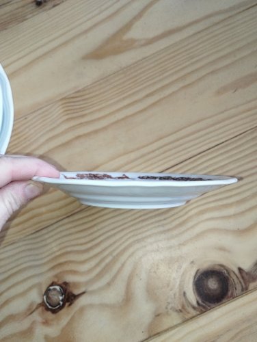 Important service en porcelaine de Limoges – GDA – décor « Manoir de Chaubuisson » – 41 pièces